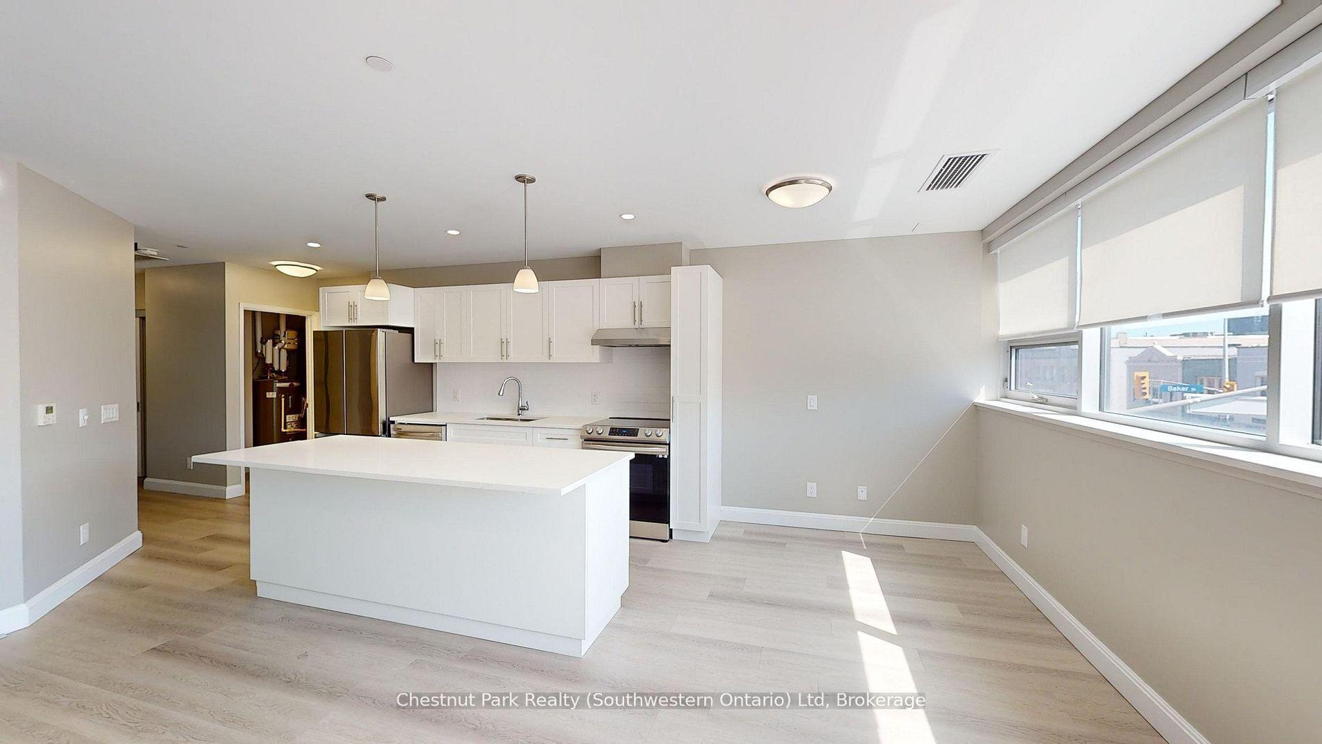2 Quebec Street 206 #206, Guelph — Multiplex for lease, photo 1