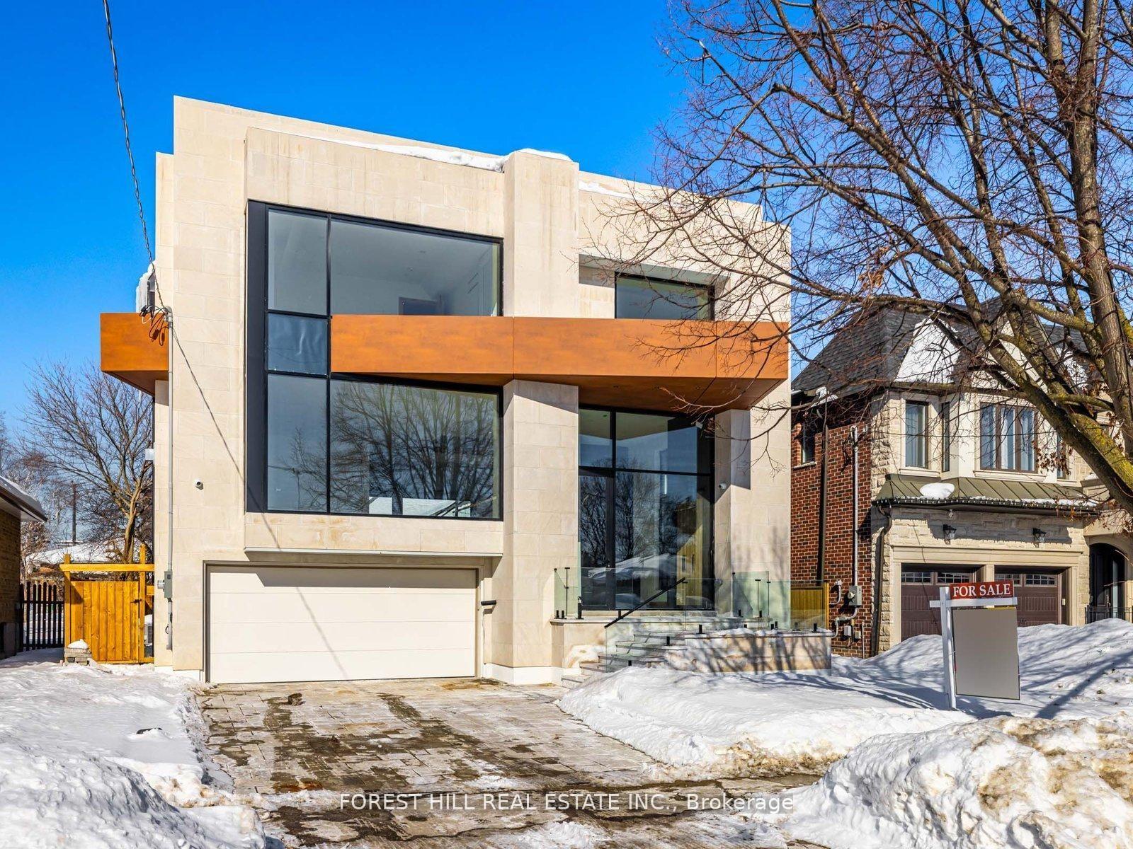 492 Hounslow Avenue — photo 1