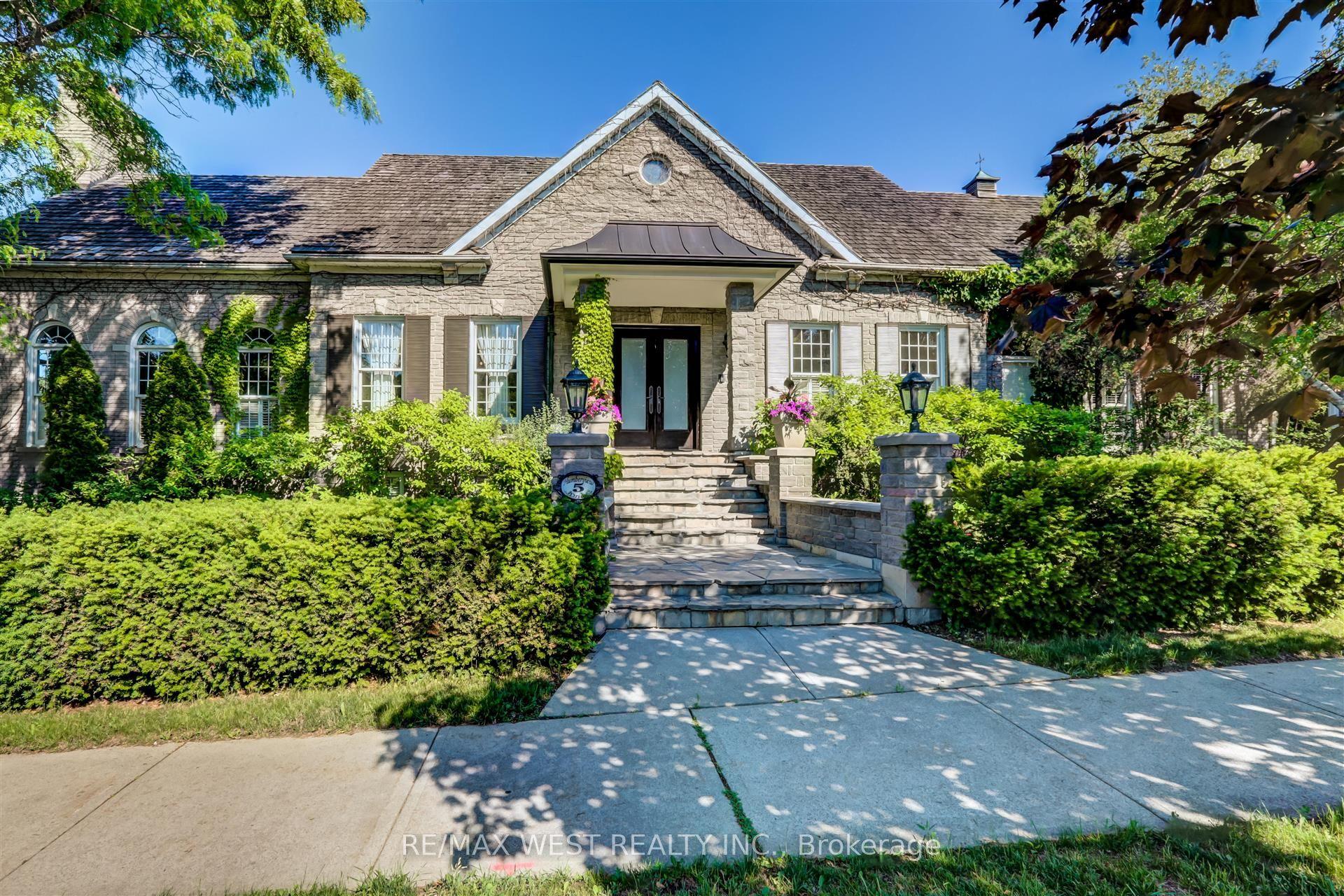 5 Humberview Drive, Vaughan — Detached for sale, photo 1