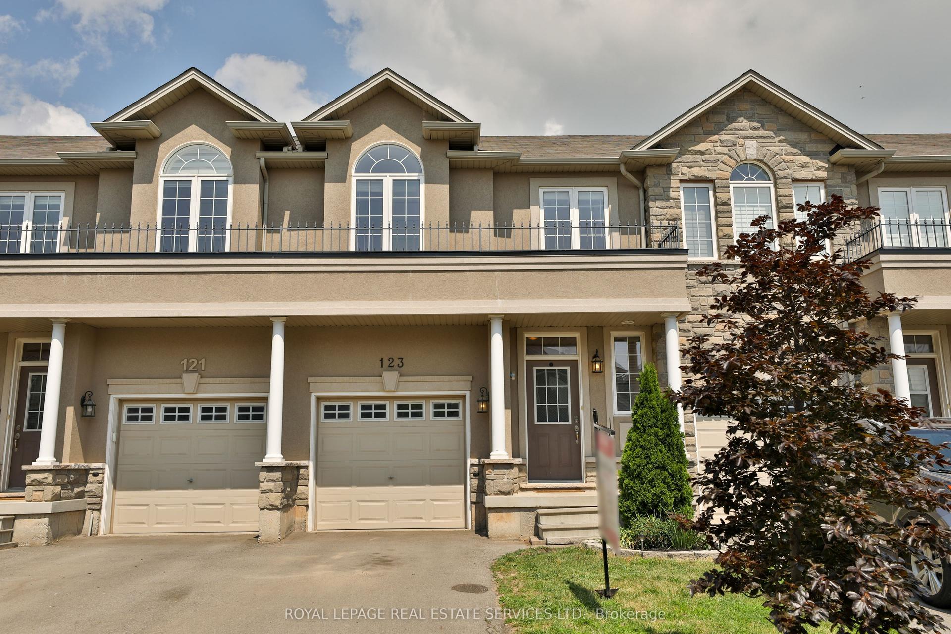 123 Painter Terrace, Hamilton — Townhouse for lease, photo 1