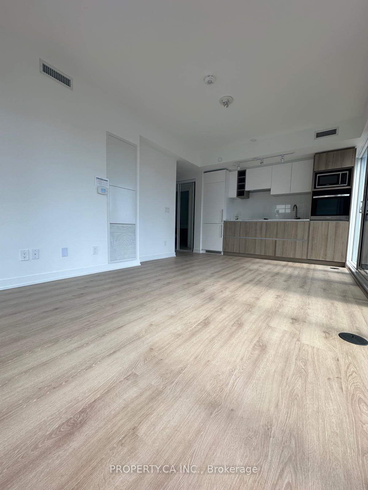319 Jarvis Street 702 #702, Toronto — Condo for lease, photo 1
