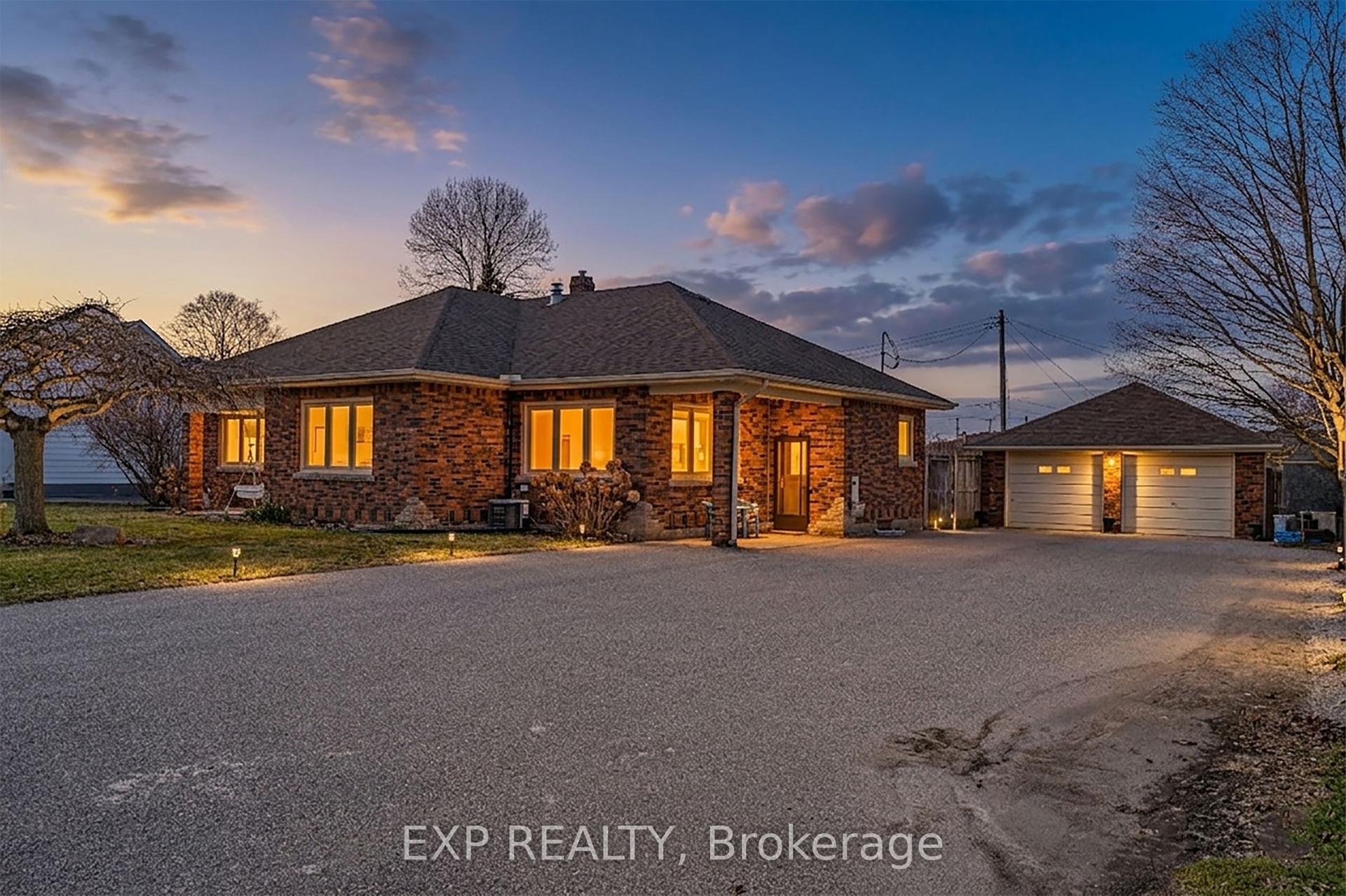 440 Churchill Avenue — photo 1