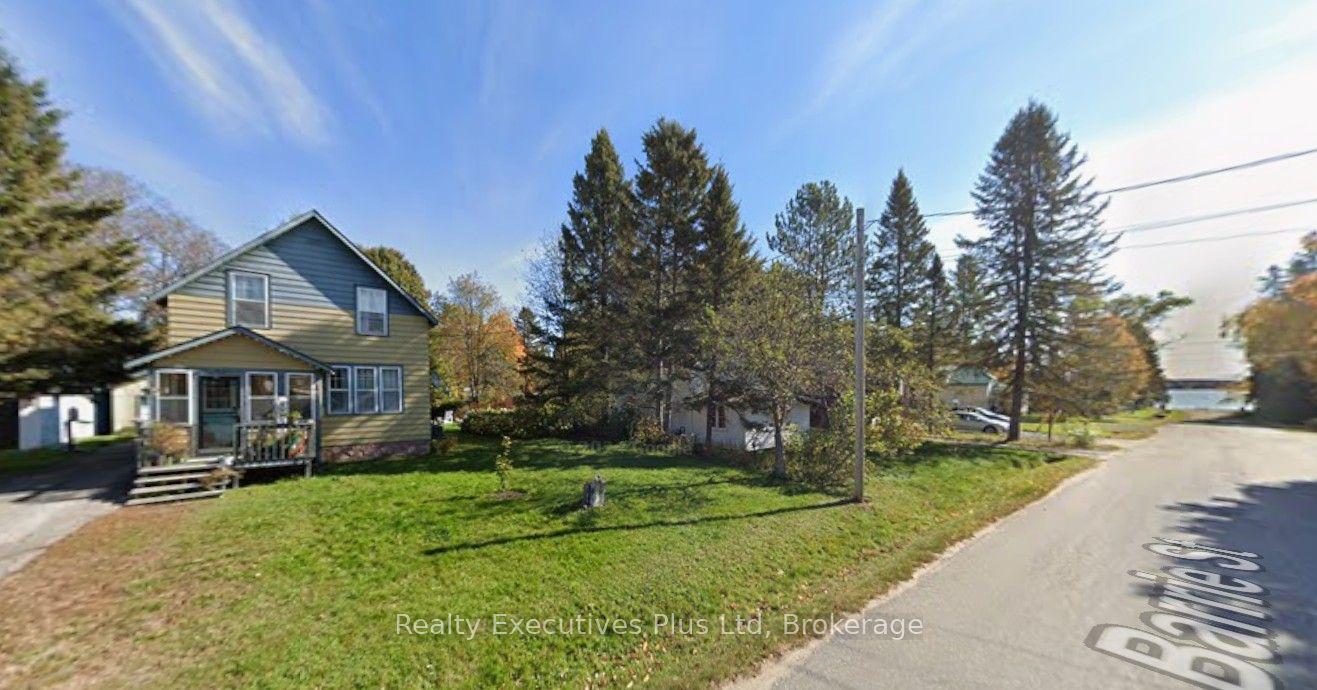 15 Barrie Street — photo 1