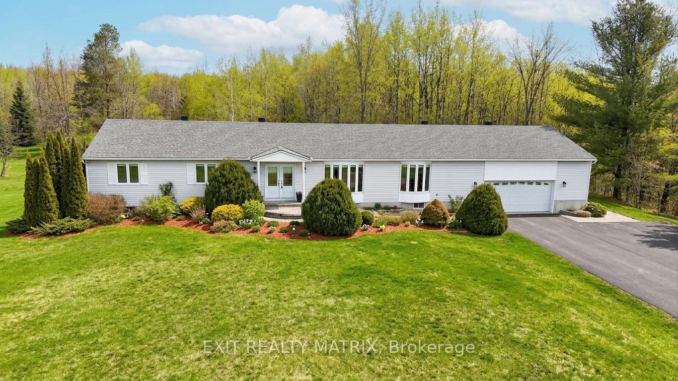8329 Rodney Farm Drive, Greely - Metcalfe - Osgoode - Vernon and Area — Detached for sale, photo 1