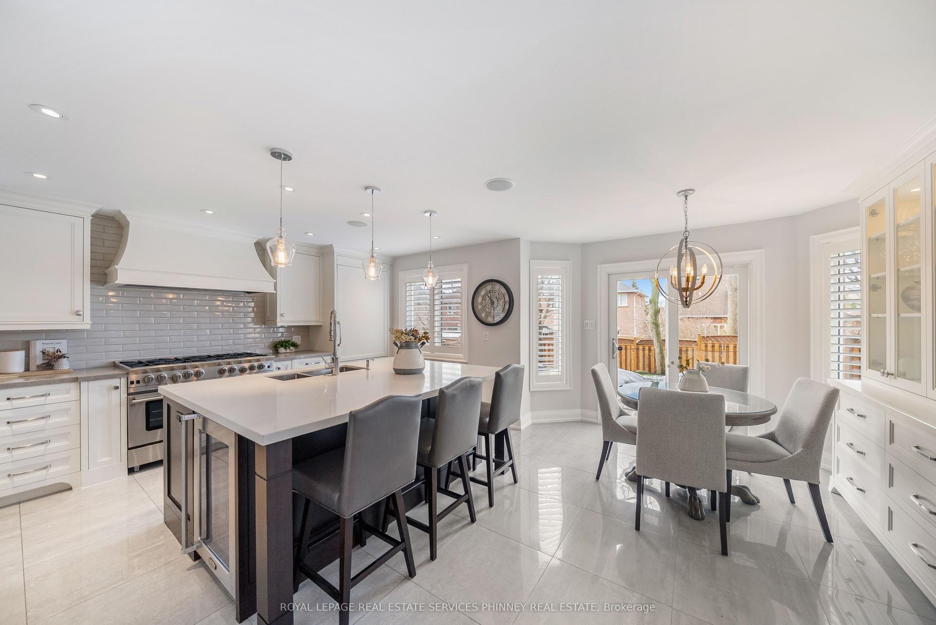 2400 Eden Valley Drive — photo 1