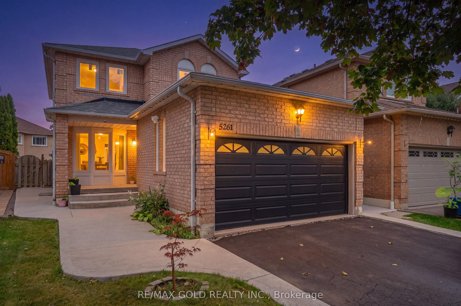5261 River Forest Court, Mississauga — Detached for sale, photo 1