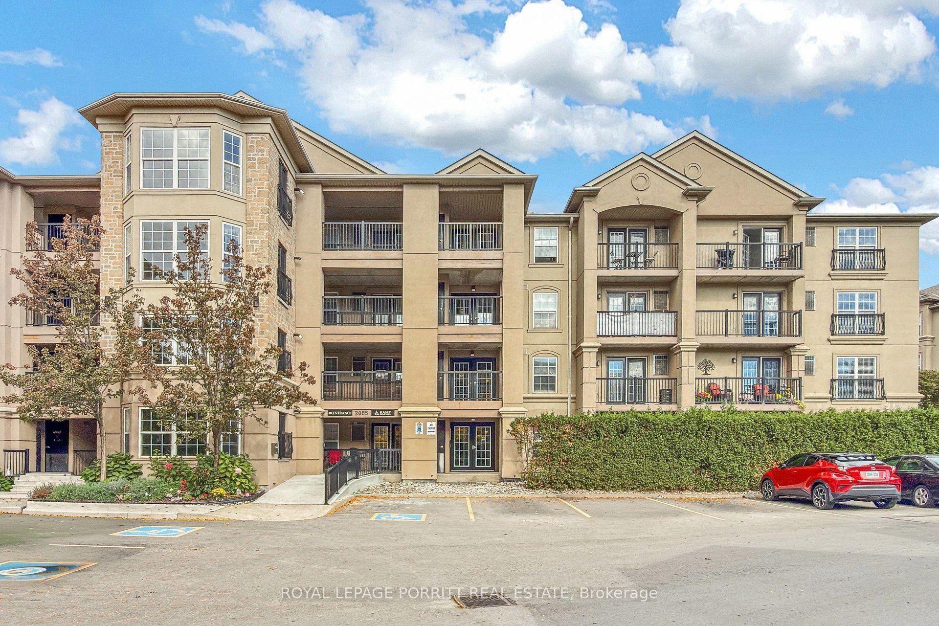 2085 Appleby Line, Burlington — Condo for lease, photo 1