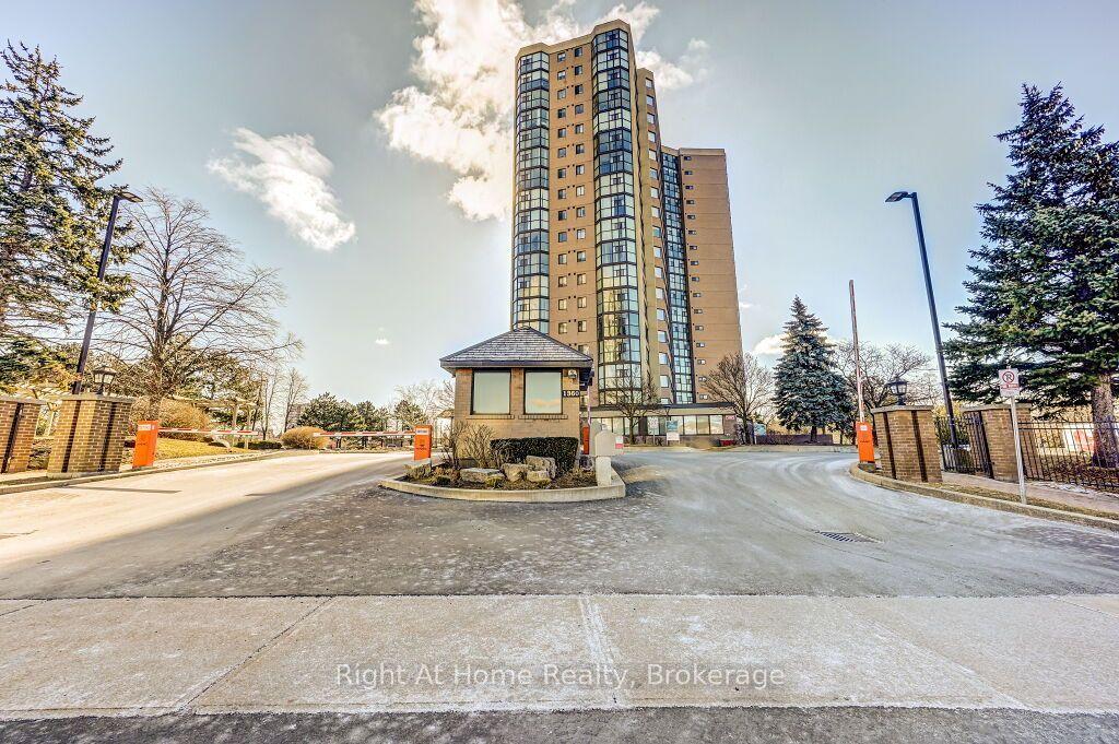 1360 Rathburn Road E 1509 #1509, Mississauga — Condo for lease, photo 1