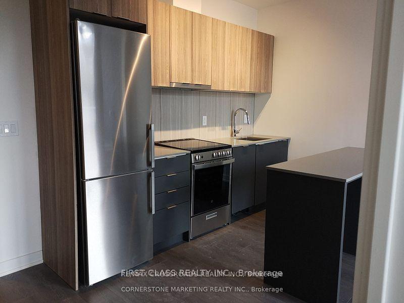 8 Tippett Road 203 #203, Toronto — Condo for lease, photo 1