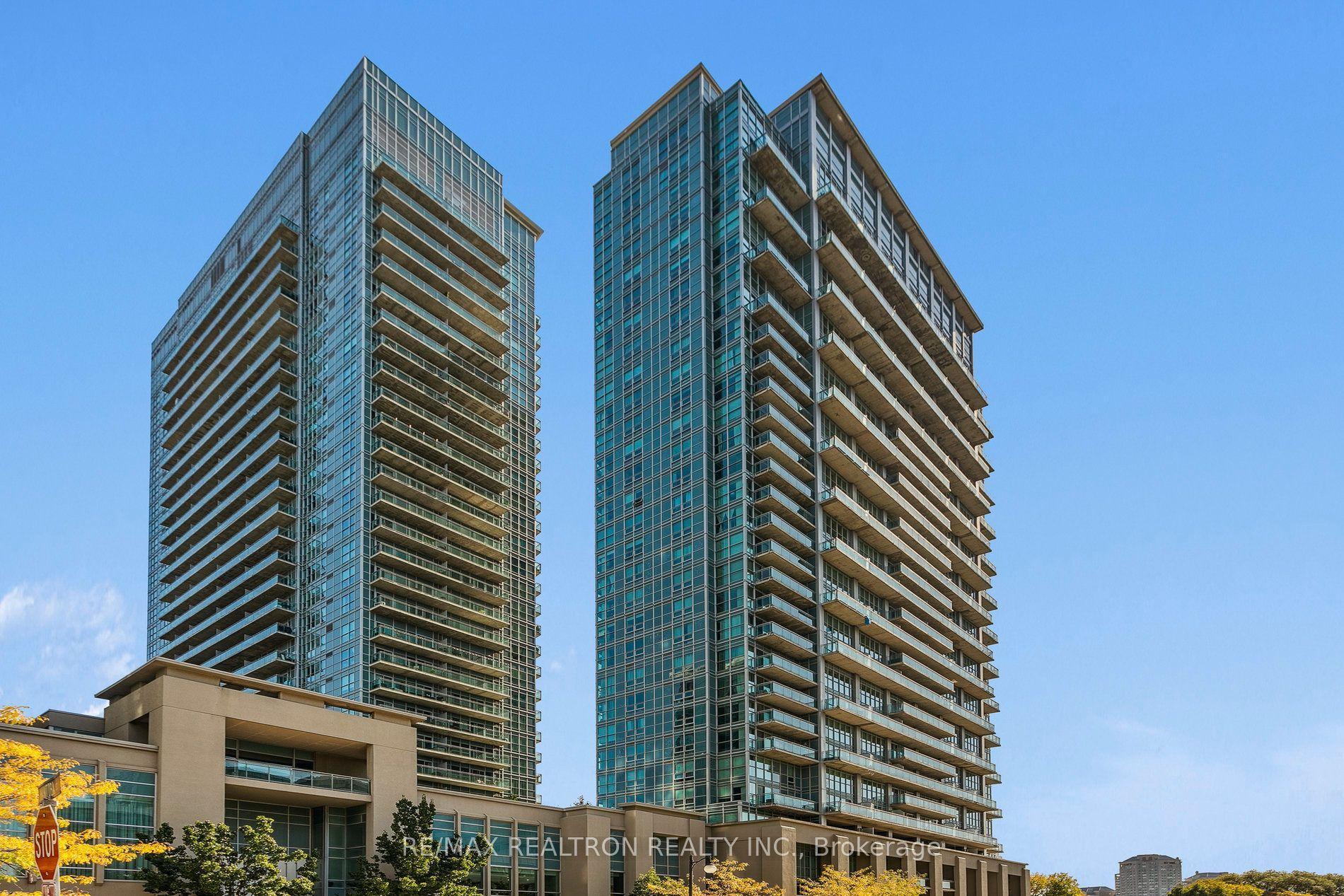 155 Legion Road N 803 #803, Toronto — Condo for lease, photo 1