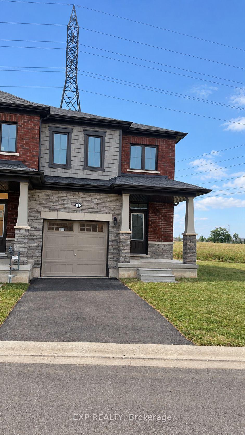 15 Peach Street 5 #5, Thorold — Townhouse for lease, photo 1