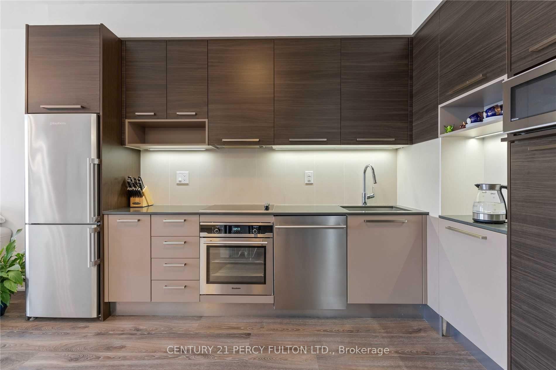 36 Park Lawn Road 1401 #1401 — photo 1