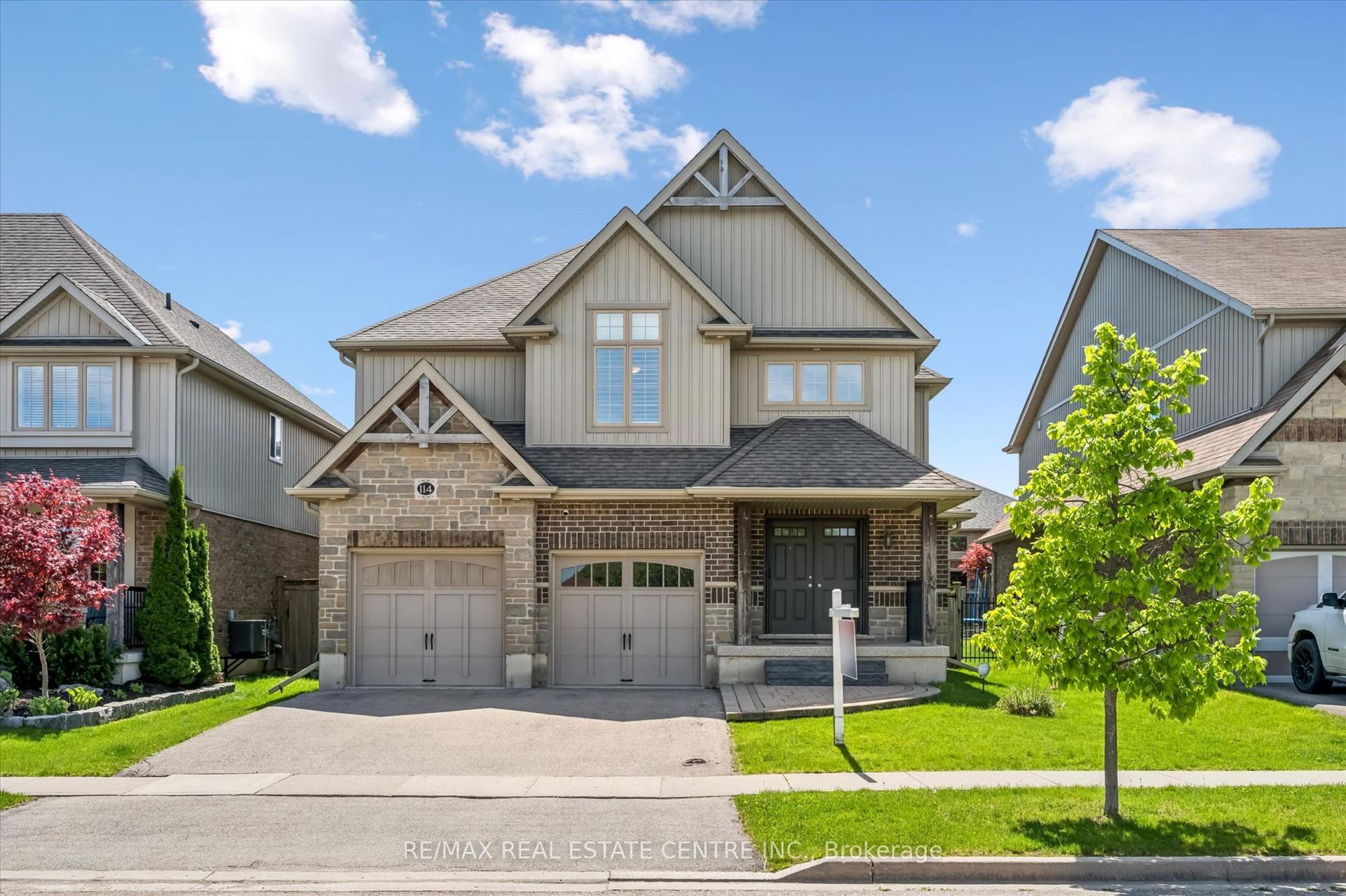 114 Isaac Shantz Drive — photo 1