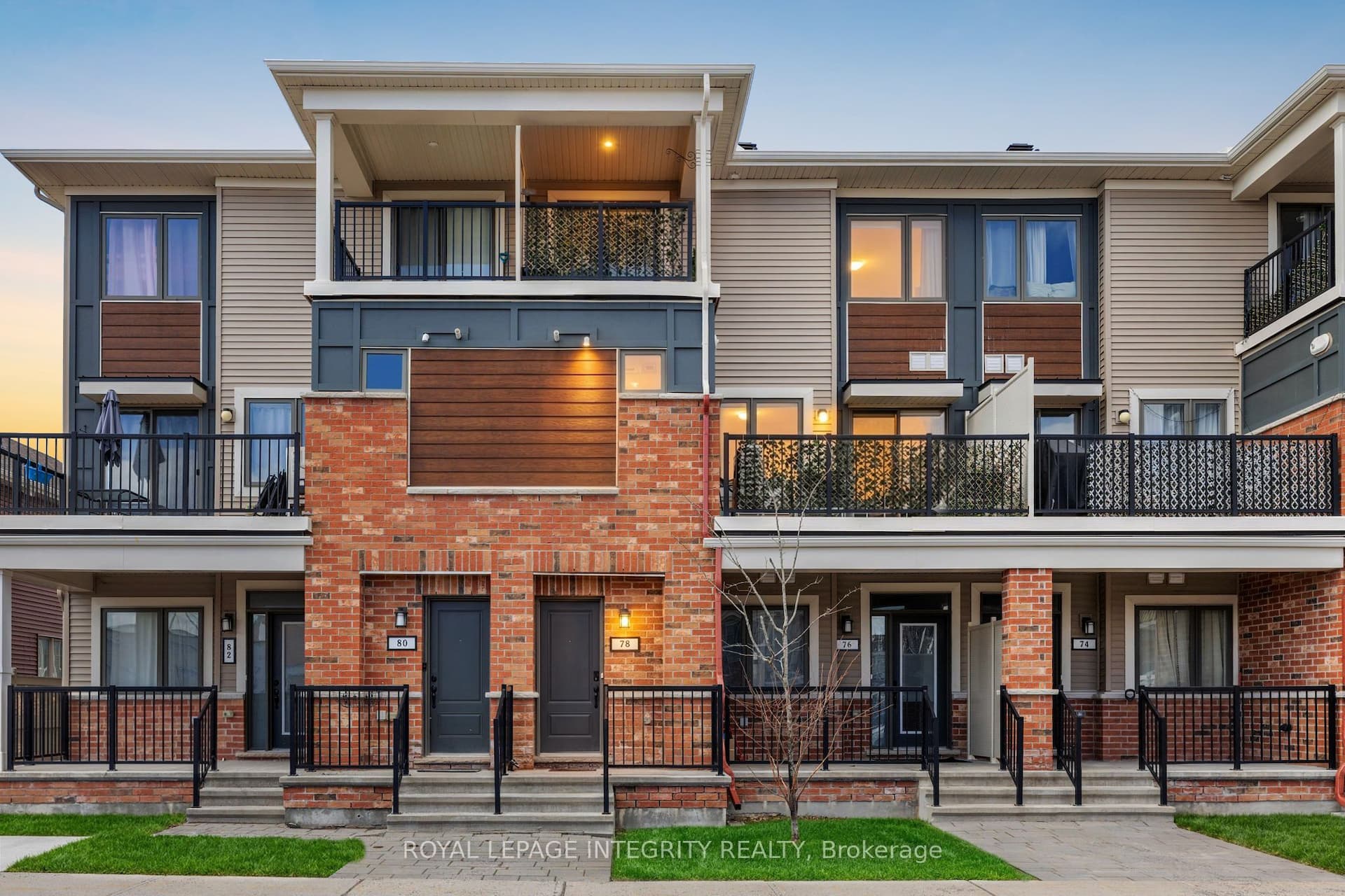 78 Lyrid Private — photo 1