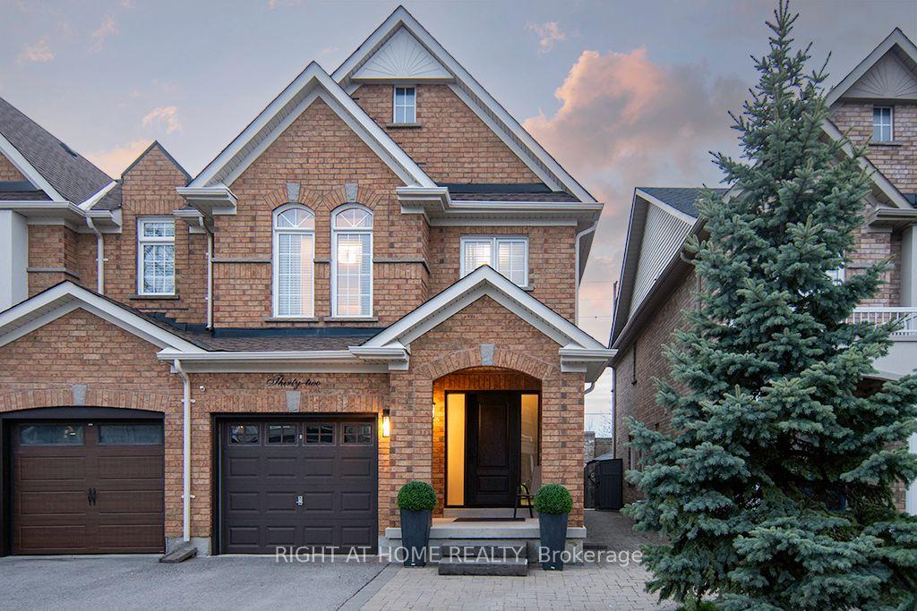 32 Crestbank Court — photo 1