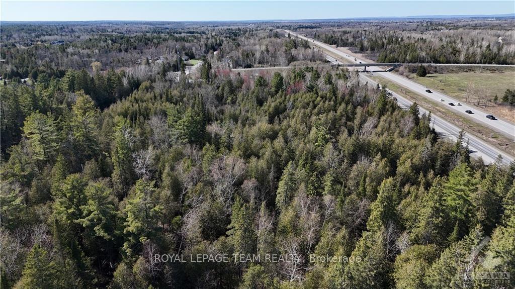 560 DAVID MANCHESTER Road — photo 1
