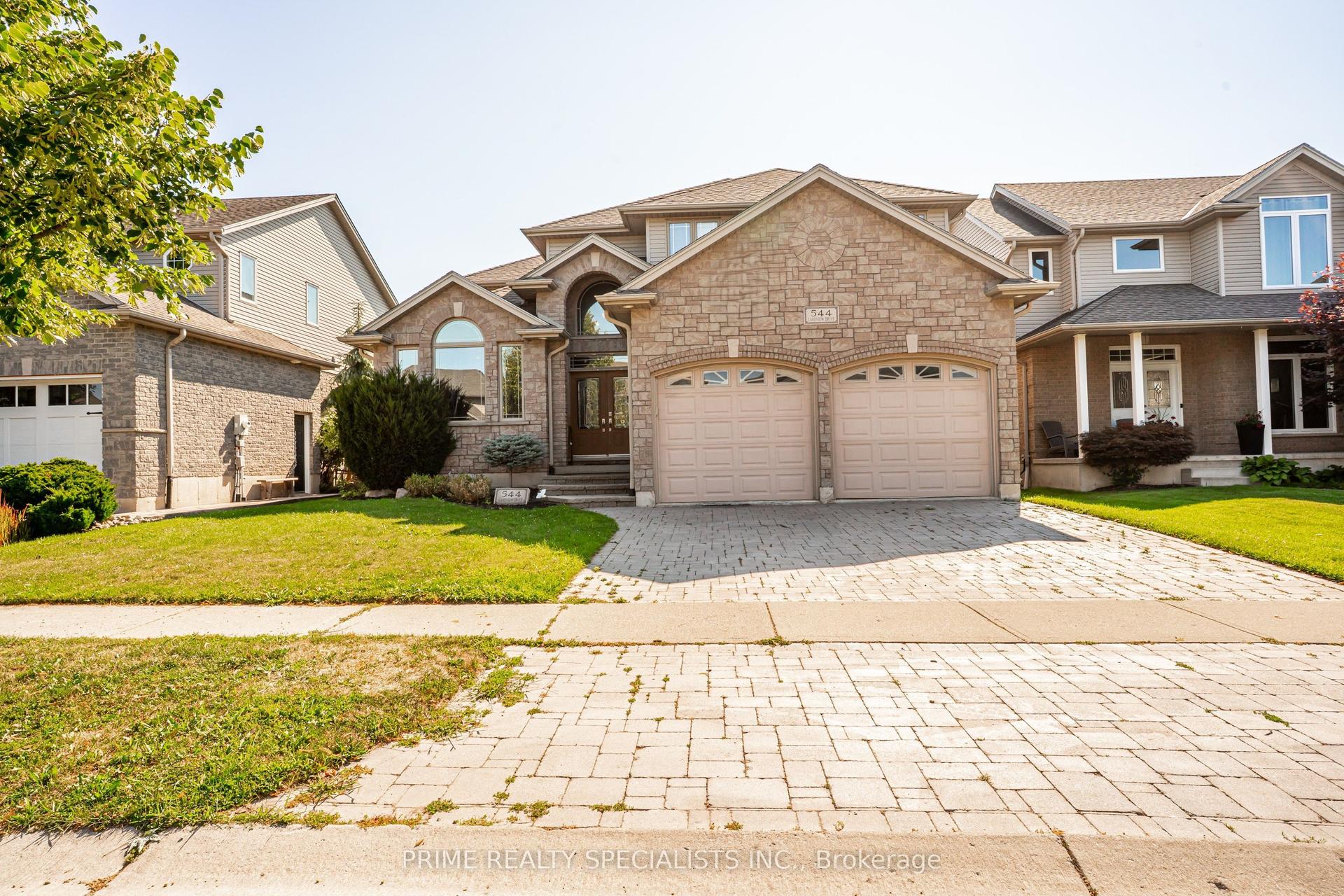 544 Lakeview Drive, Woodstock — Detached for sale, photo 1