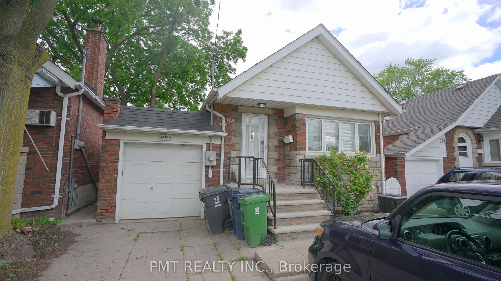 881 Coxwell Avenue Lower #Lower — photo 1