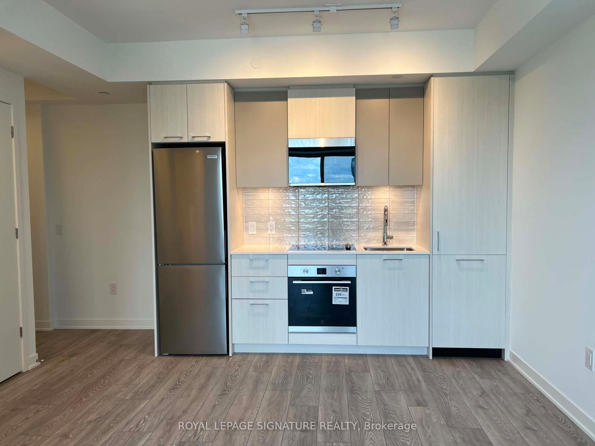 10 Oak Street 2009 #2009, Toronto — Condo for lease, photo 1