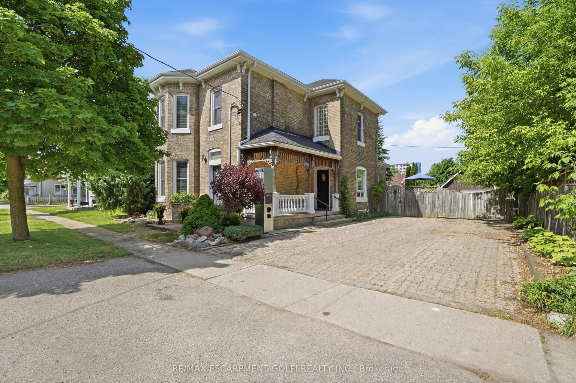 86 Oak Street — photo 1