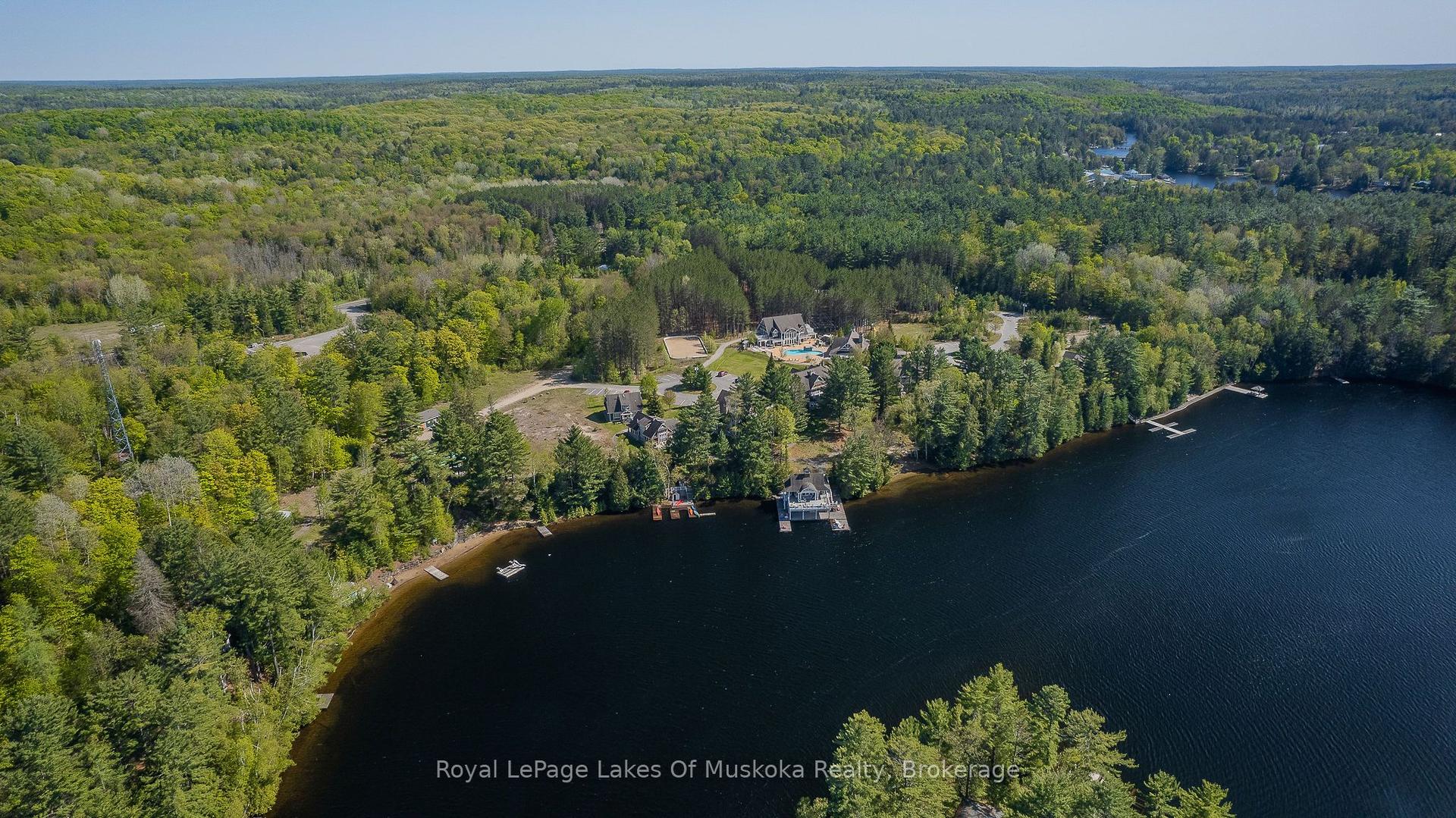 1020 BIRCH GLEN Road V 3 #V 3, W 5 — photo 1