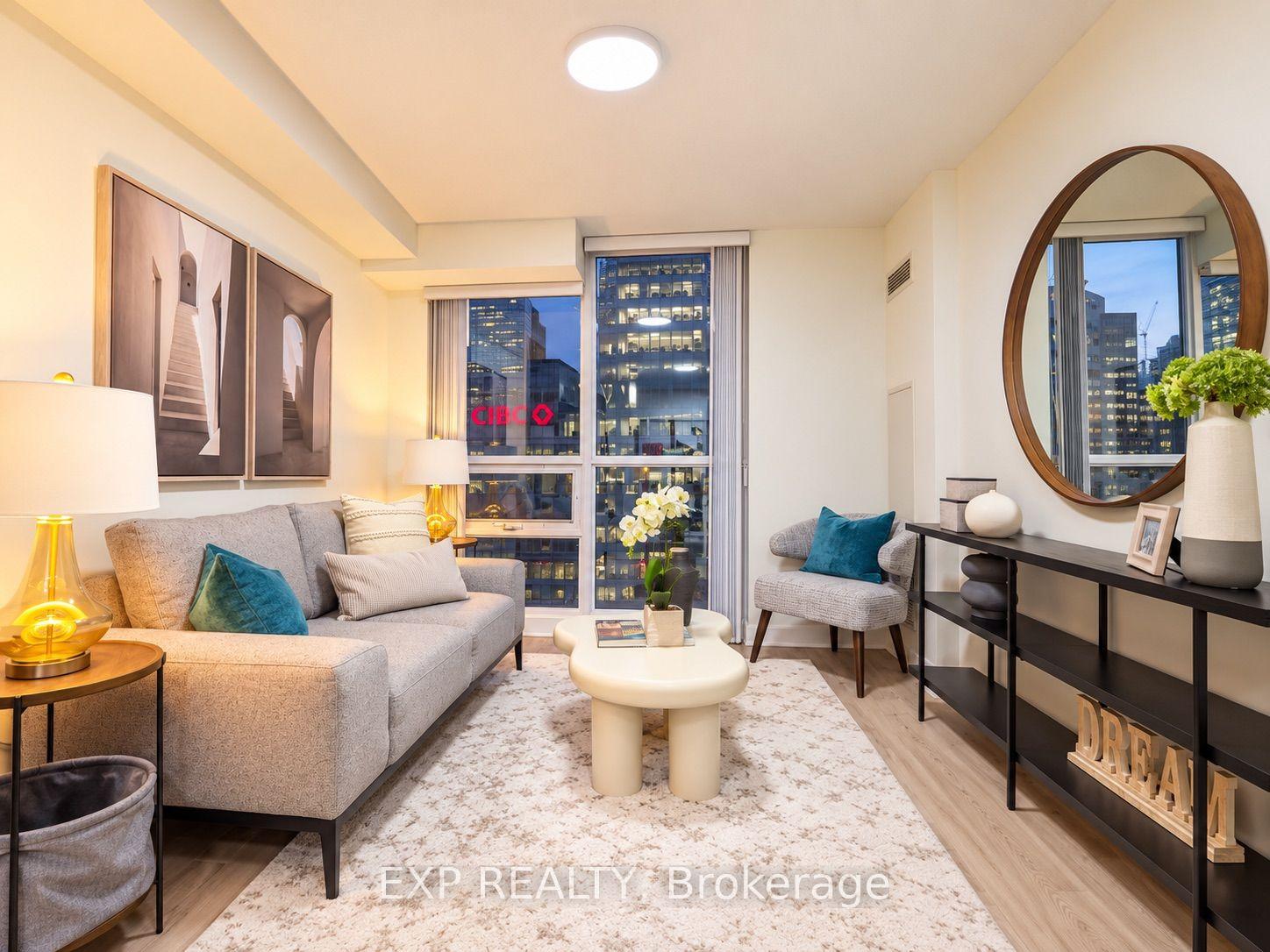 18 Harbour Street 703 #703, Toronto — Condo for sale, photo 1
