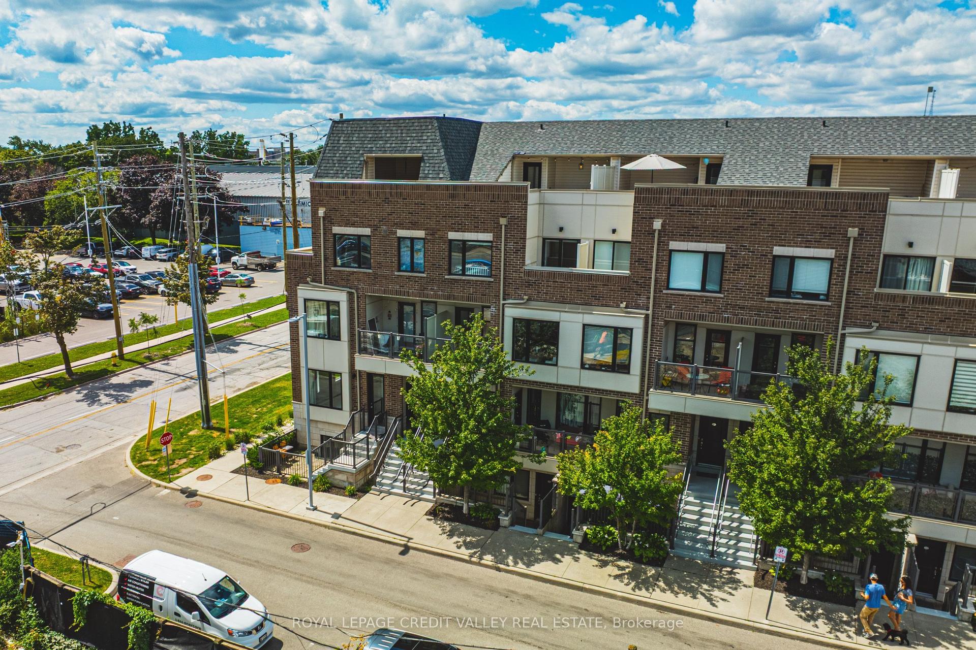 10 Drummond Street 505 #505, Toronto — Condo Town for sale, photo 1