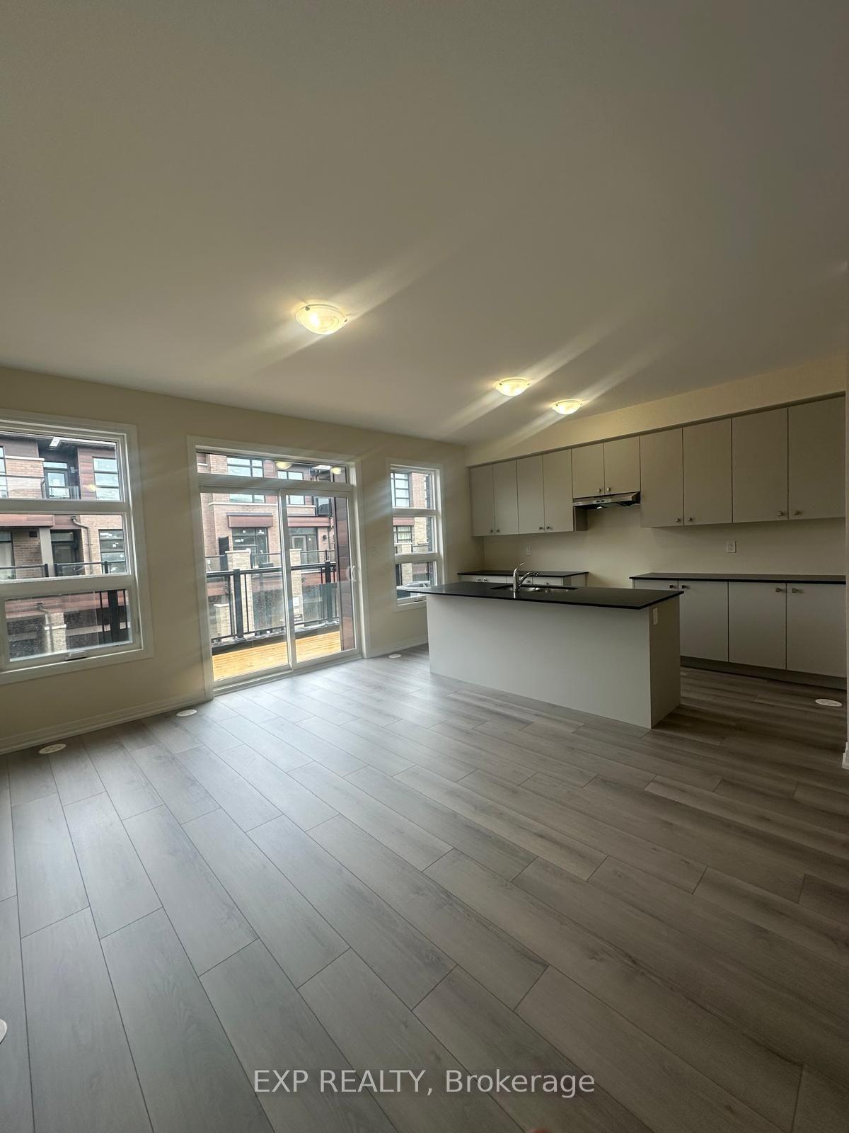 37 Harold Wilson Lane — photo 1