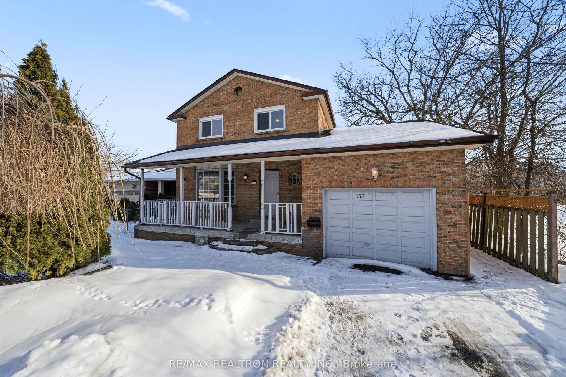 173 Elgin Mills Road W — photo 1