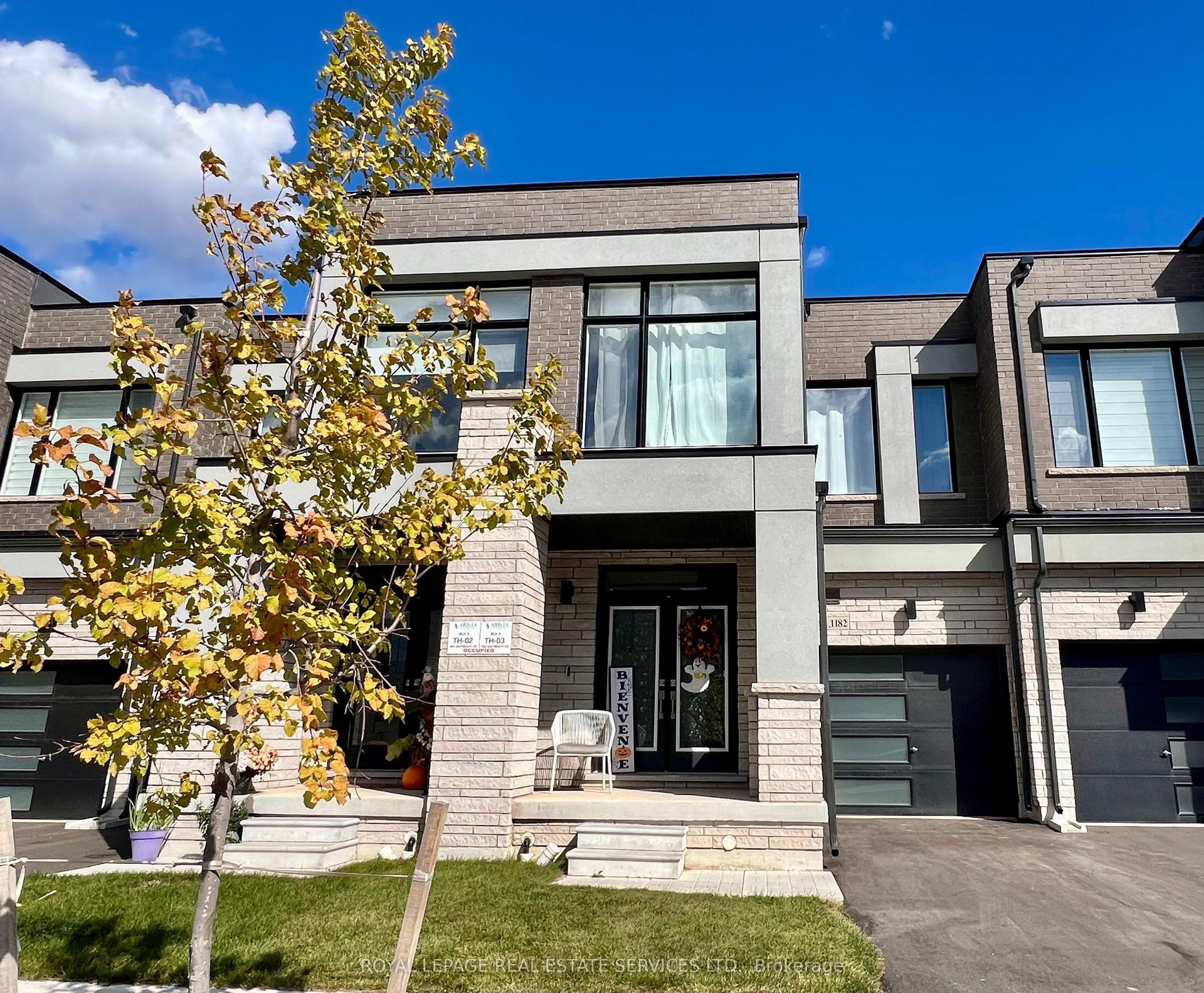 1182 Dartmouth Crescent, Oakville — Townhouse for lease, photo 1
