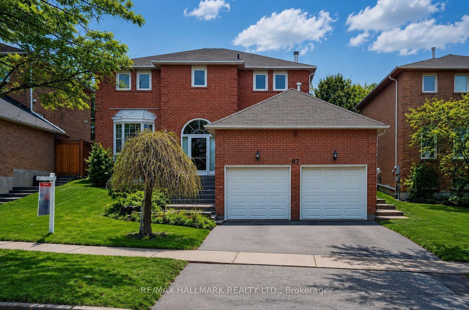 87 Autumn Way, Aurora — Detached for sale, photo 1