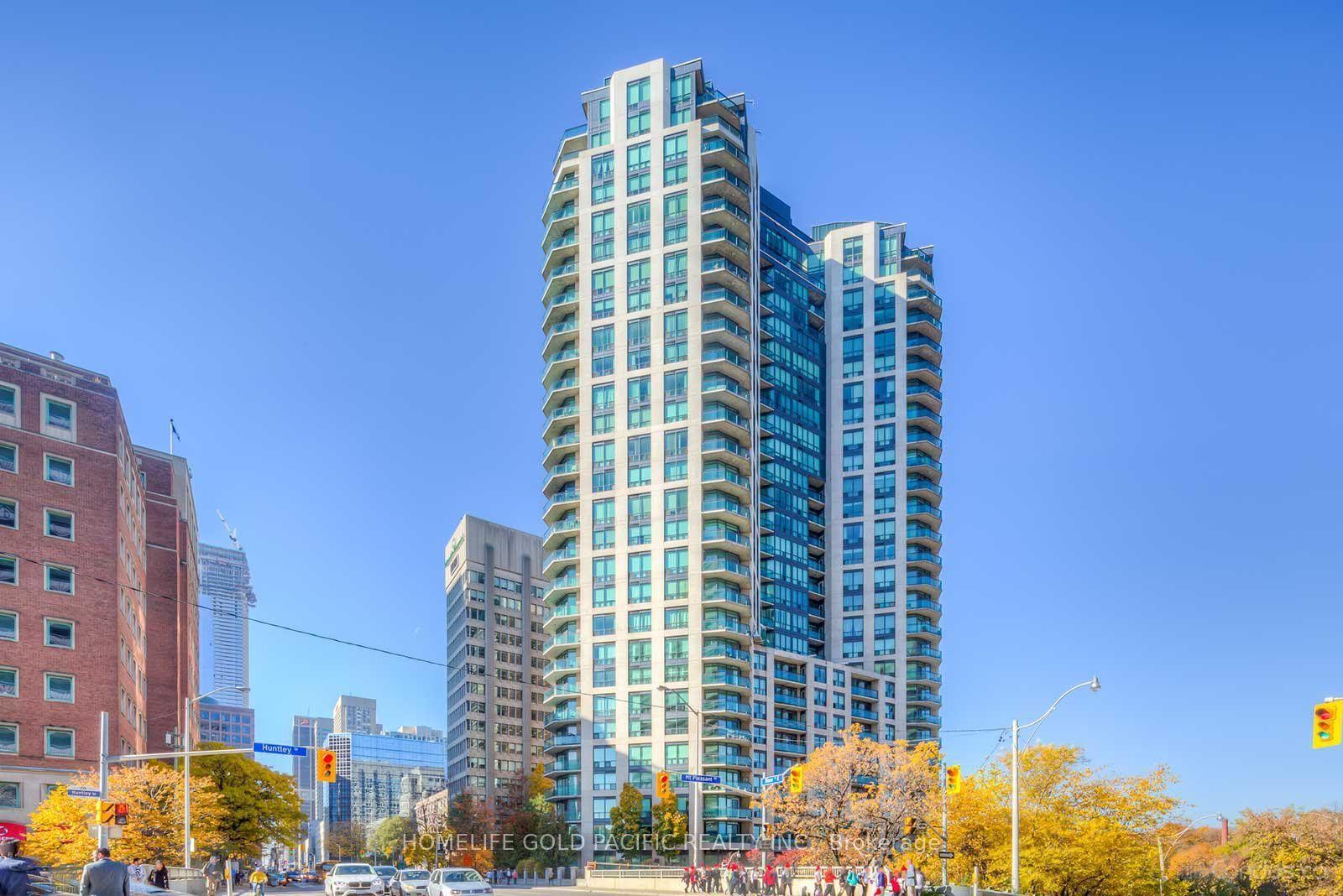 300 Bloor Street E 2102 #2102, Toronto — Condo for lease, photo 1