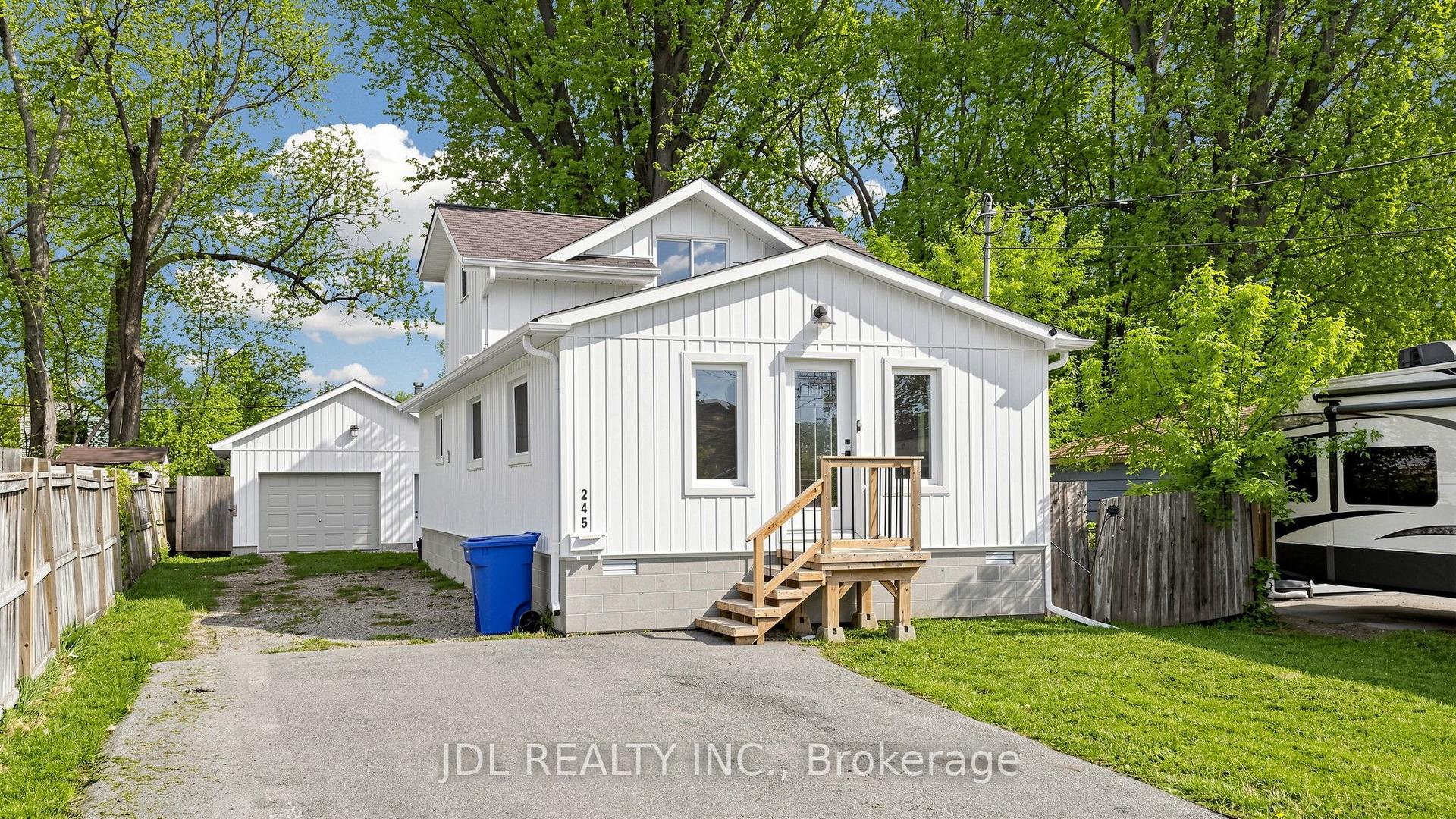 245 Royal Road — photo 1
