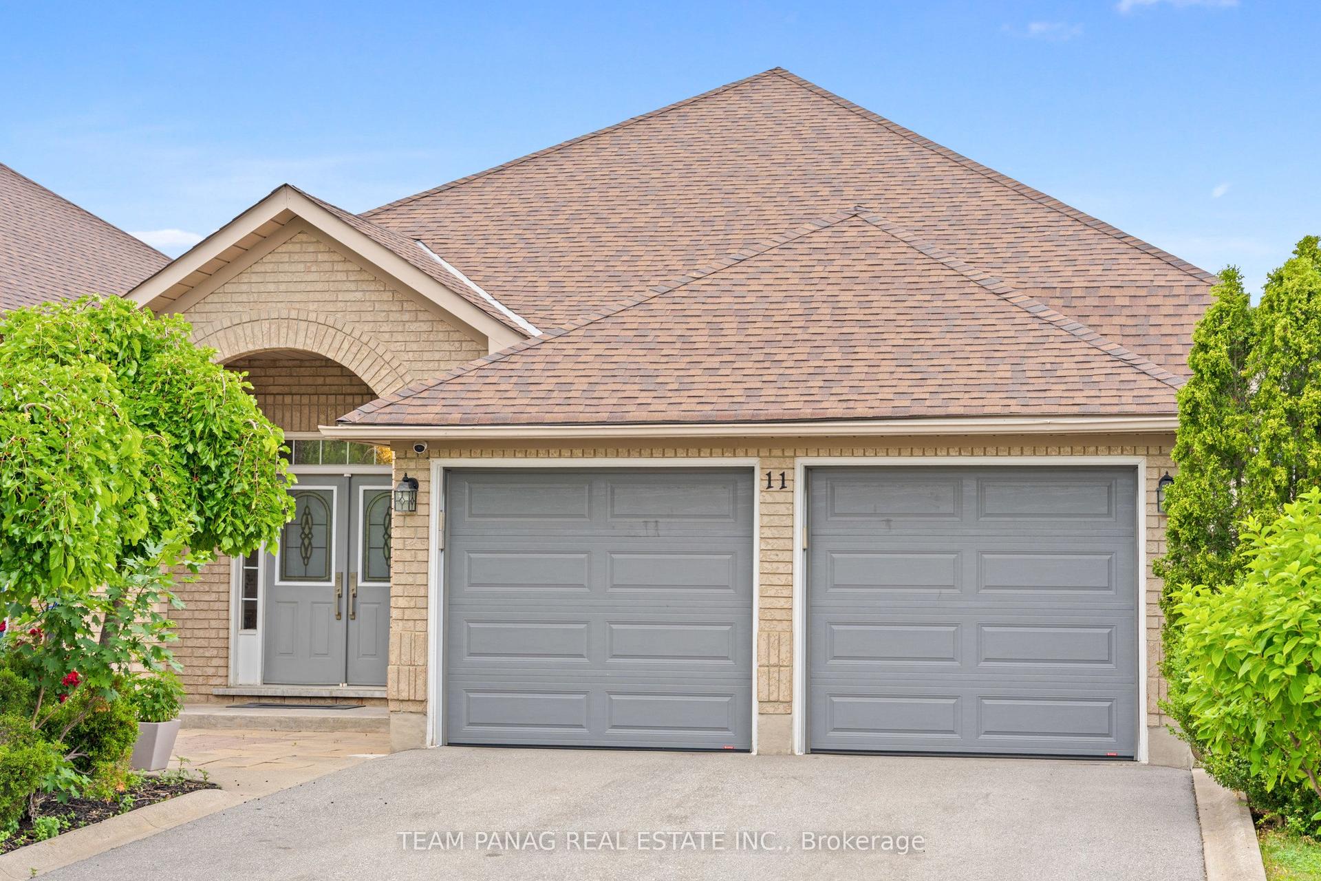 11 Larkmead Place — photo 1