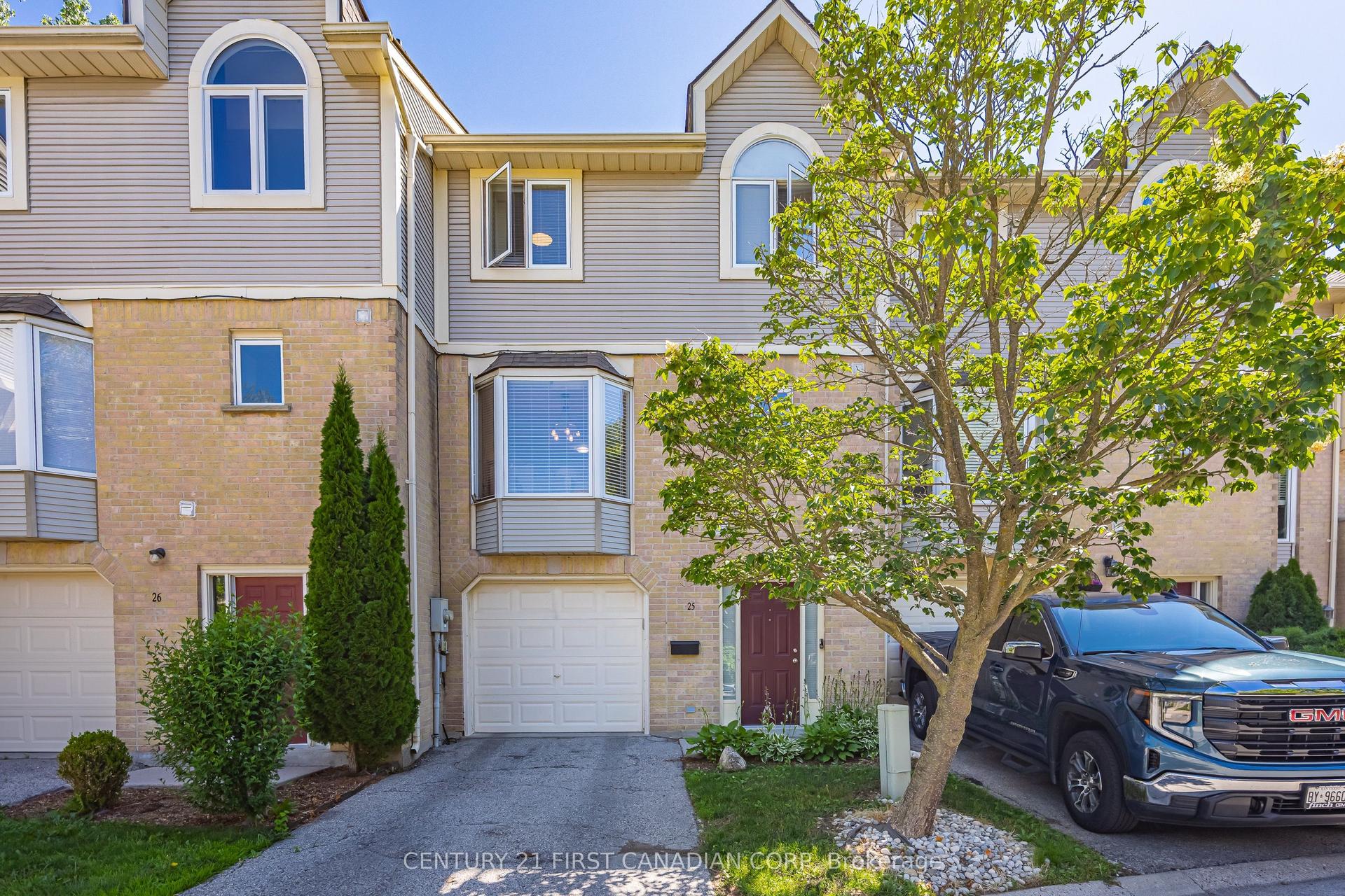 9 Ailsa Place 25 #25 — photo 1