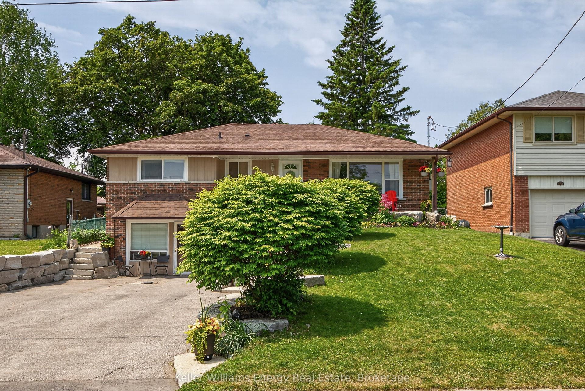 405 Bernhard Crescent, Oshawa — Detached for sale, photo 1