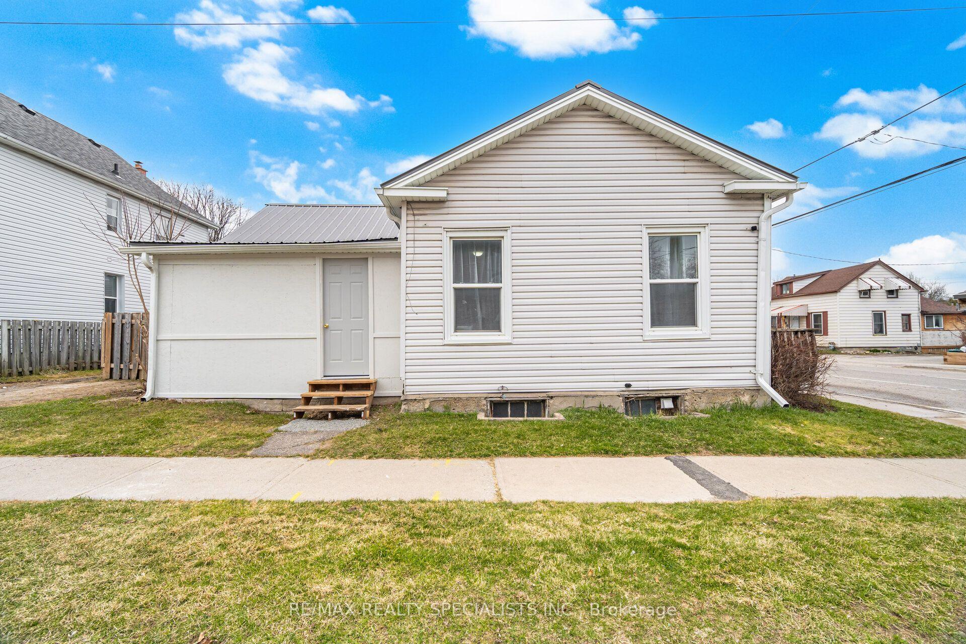 172 Celina Street, Oshawa — Detached for sale, photo 1