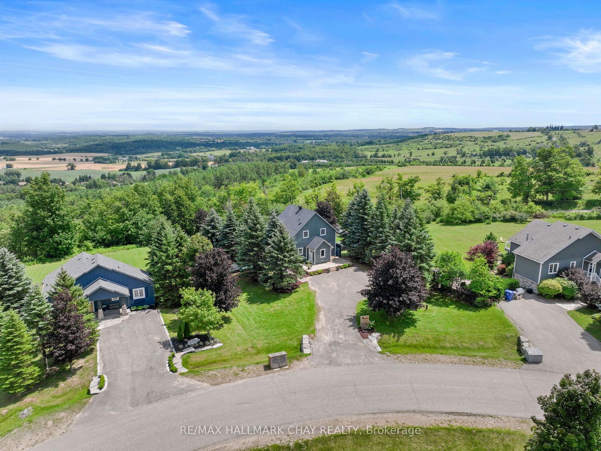 8 Lloyd's Traverse Crescent, Mulmur — Detached for sale, photo 1