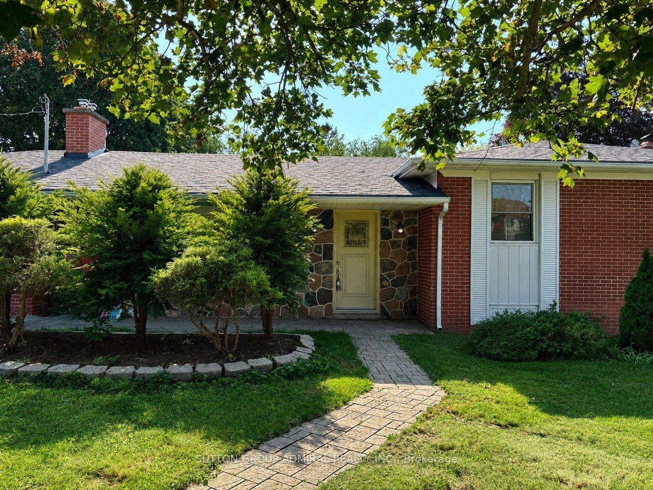 86 Hamilton Drive Main Floor #Main Floor, Newmarket — Detached for lease, photo 1