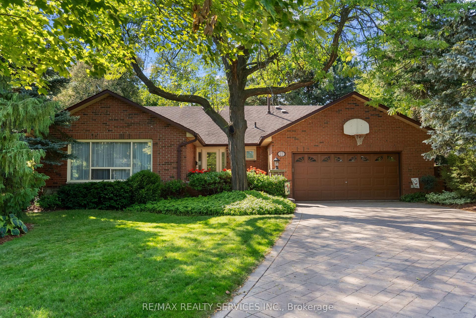 22 Oldham Crescent, Brampton — Detached for sale, photo 1