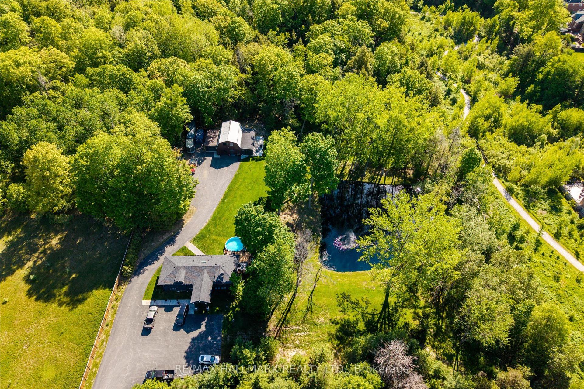 4375 Country Lane Road — photo 1