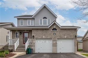 919 Rainbow Crescent — photo 1