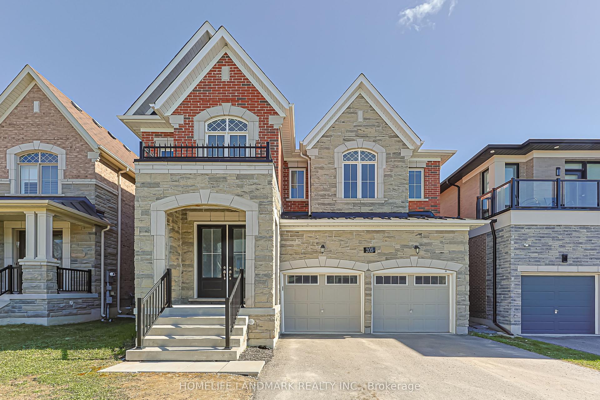 205 Conklin Crescent — photo 1