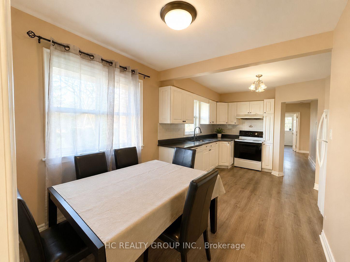 14 Nero Court Main #Main, Toronto — Detached for lease, photo 1