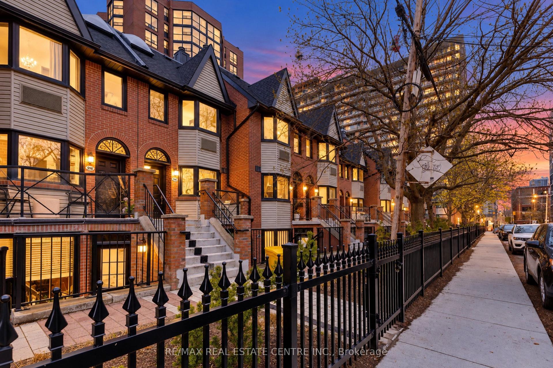 574 Wellington Street W 590A #590A, Toronto — Condo Town for lease, photo 1