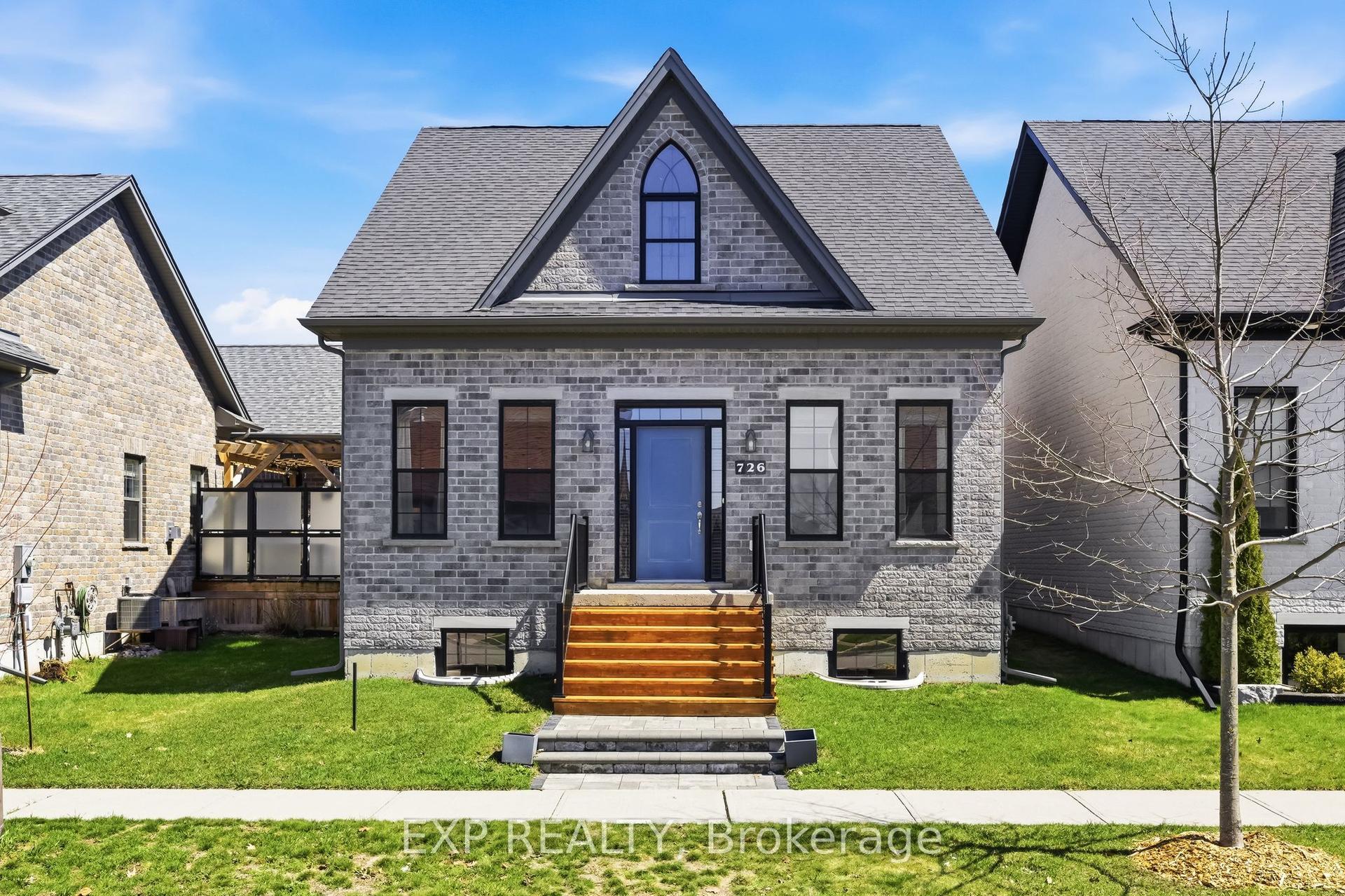 726 Elmer Hutton Street — photo 1