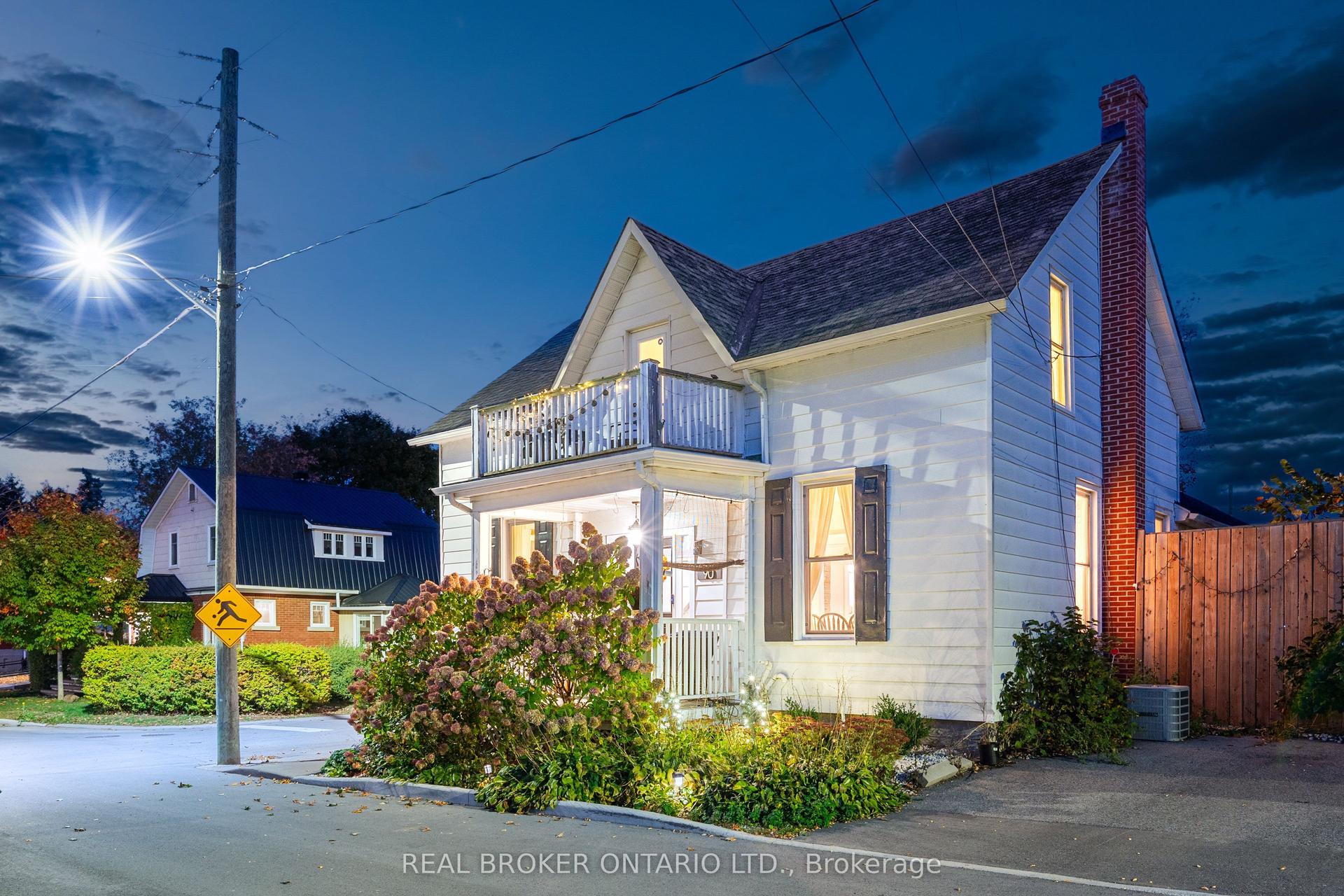 90 Emily Street — photo 1