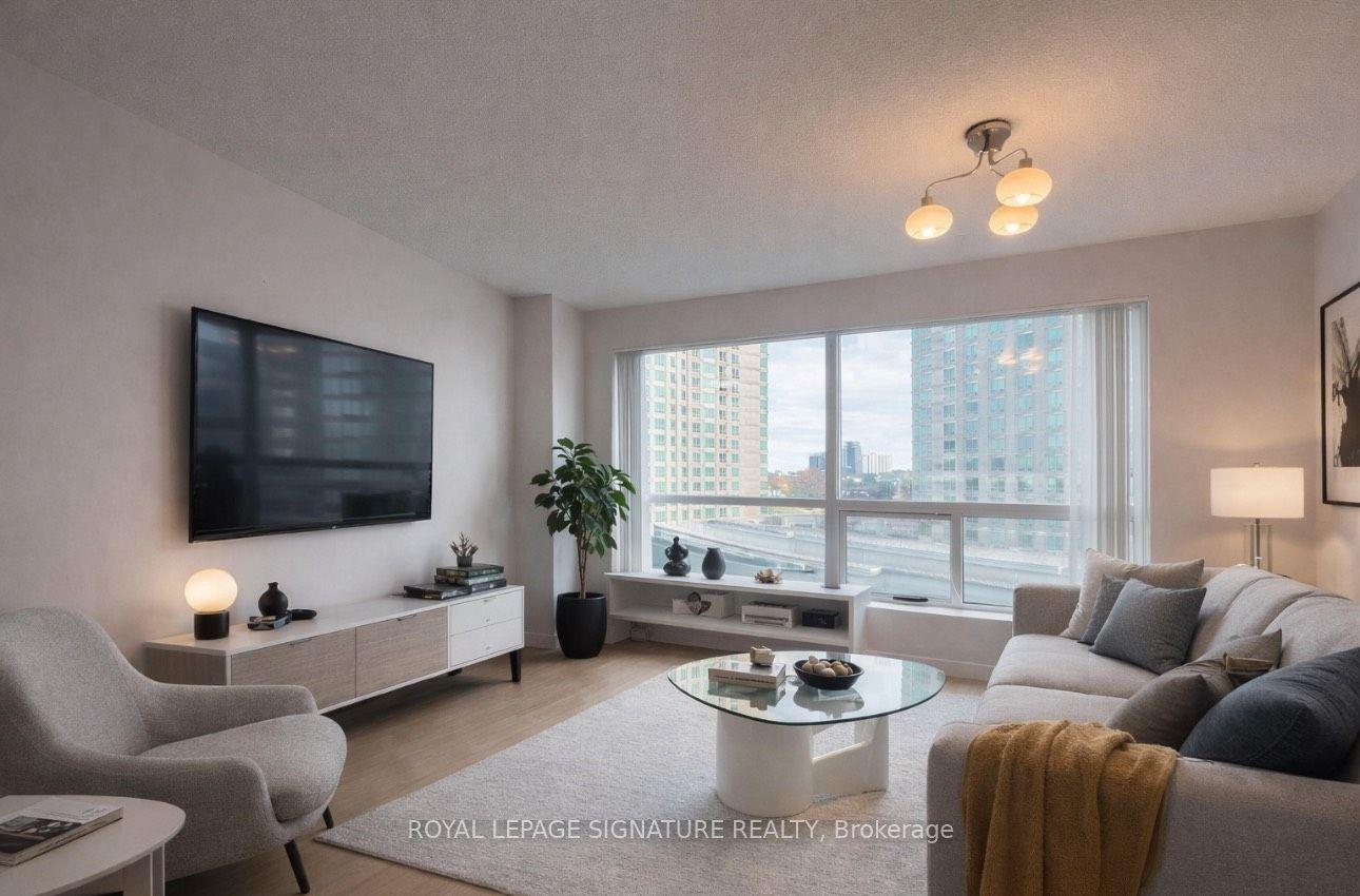 38 Lee Centre Drive 706 #706 — photo 1