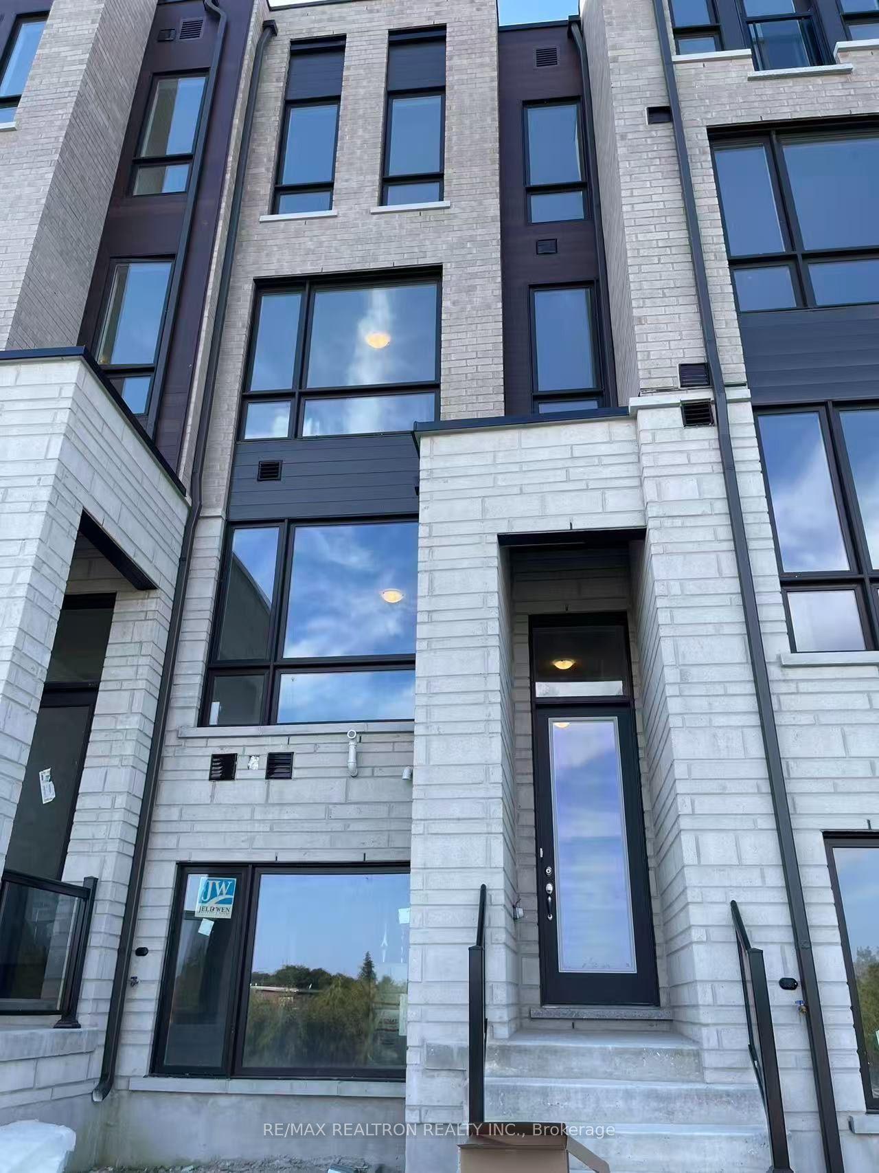 43 Mikayla Lane, Markham — Townhouse for lease, photo 1