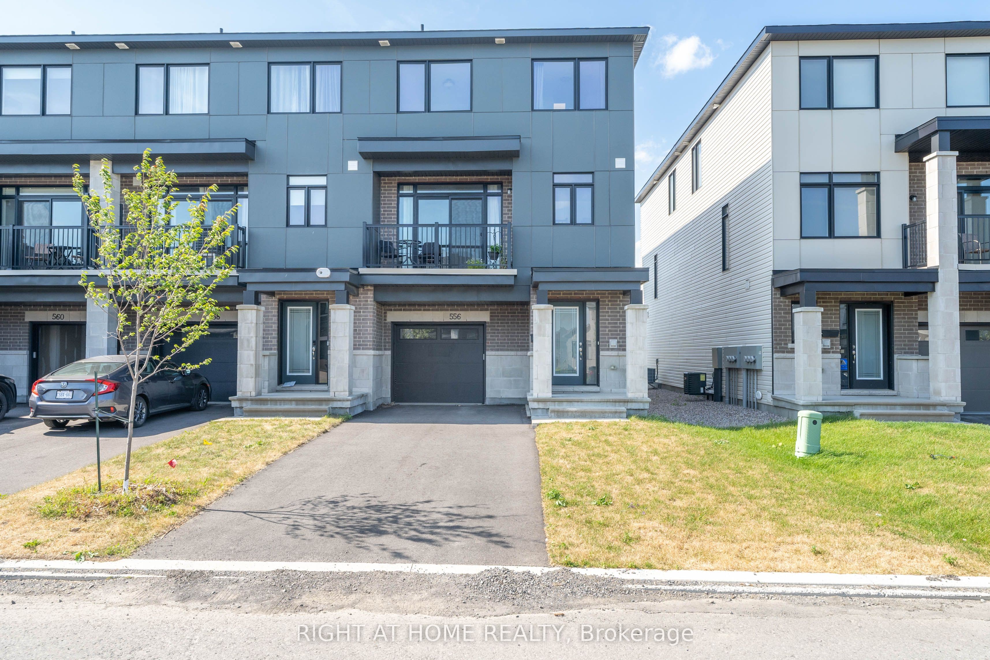 556 Tahoe Heights — photo 1